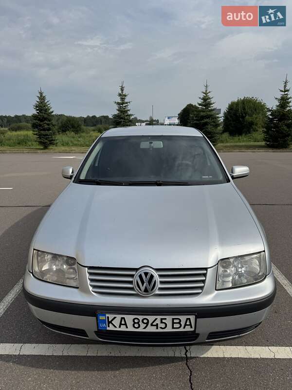 Volkswagen Bora 2003