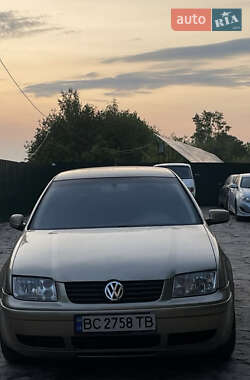 Седан Volkswagen Bora 2002 в Хмельницком