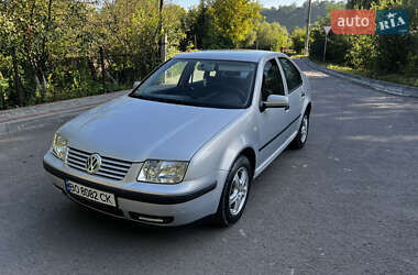 Седан Volkswagen Bora 1999 в Чорткове