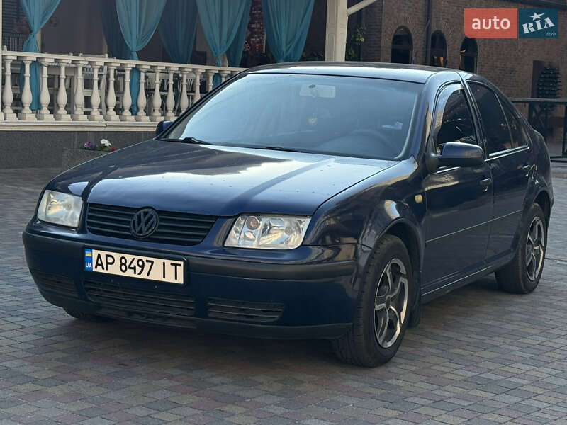 Седан Volkswagen Bora 1999 в Запоріжжі