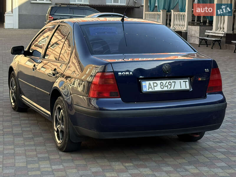 Седан Volkswagen Bora 1999 в Запоріжжі