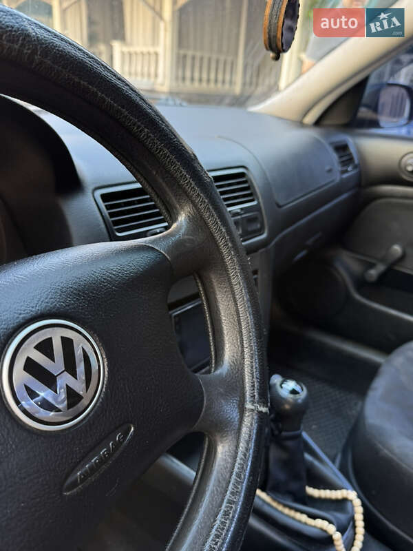 Седан Volkswagen Bora 1999 в Запоріжжі