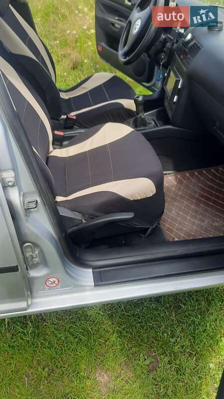 Седан Volkswagen Bora 2004 в Івано-Франківську