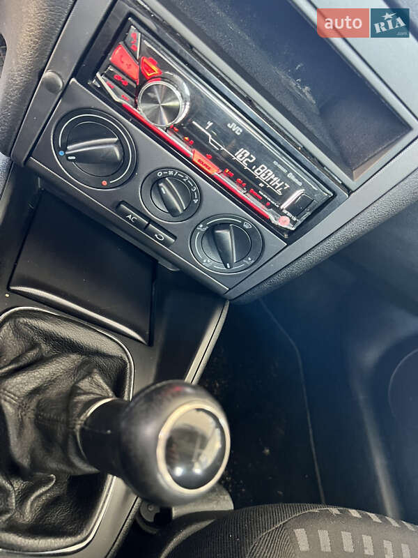 Седан Volkswagen Bora 2001 в Миколаєві фото 11 Седан Volkswagen Bora 2001 в Миколаєві