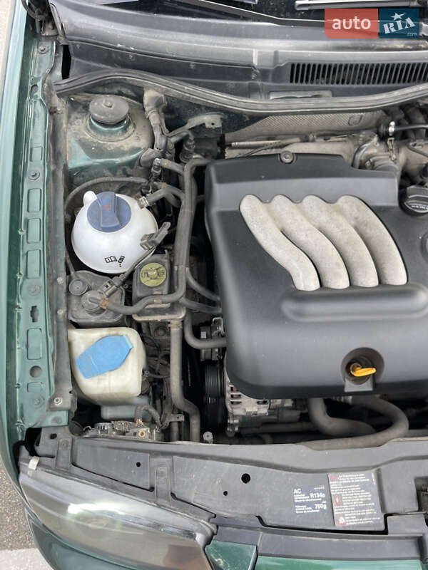 Седан Volkswagen Bora 2002 в Києві фото 26 Седан Volkswagen Bora 2002 в Києві