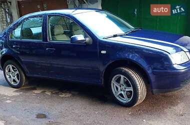 Седан Volkswagen Bora 1999 в Рівному
