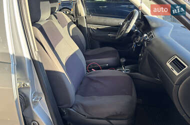 Седан Volkswagen Bora 2001 в  фото 12 Седан Volkswagen Bora 2001 в