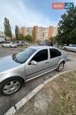 Седан Volkswagen Bora 2005 в Києві