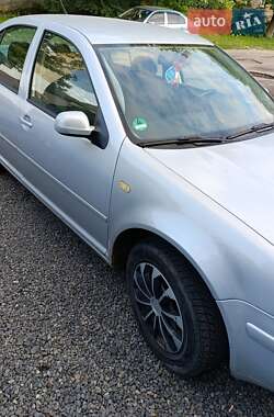 Седан Volkswagen Bora 1999 в Перечине