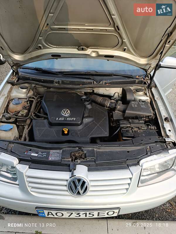 Седан Volkswagen Bora 1999 в Перечині