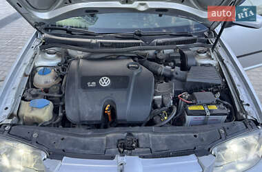 Седан Volkswagen Bora 2003 в 