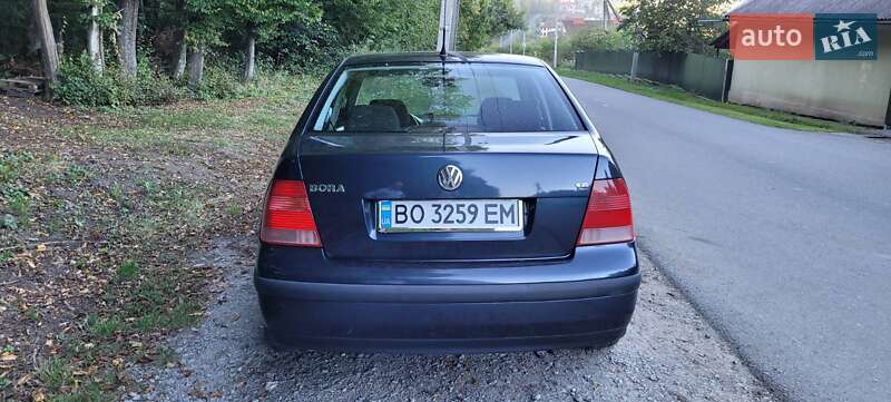 Седан Volkswagen Bora 2004 в Тернополе