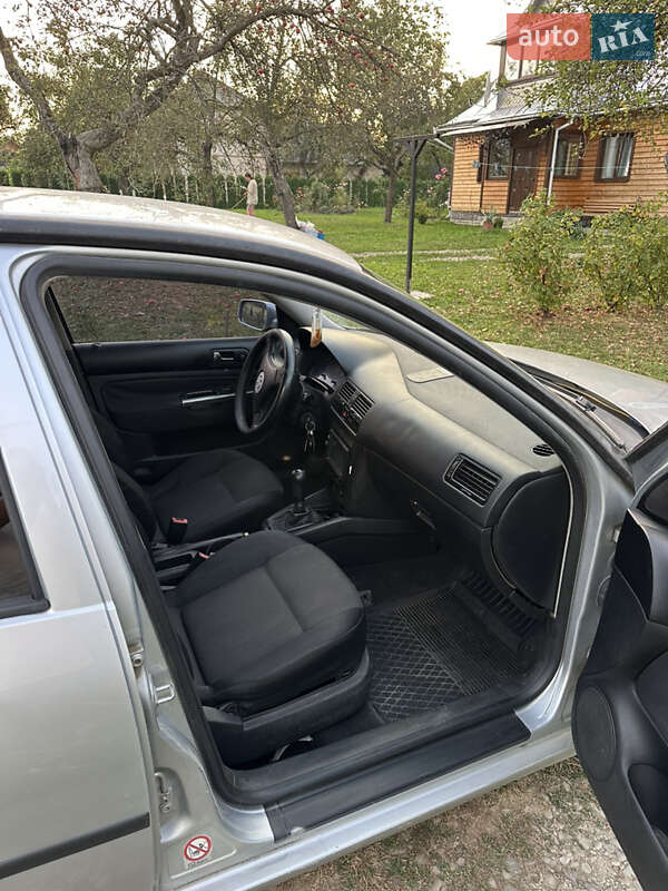 Седан Volkswagen Bora 2002 в Косове фото 9 Седан Volkswagen Bora 2002 в Косове