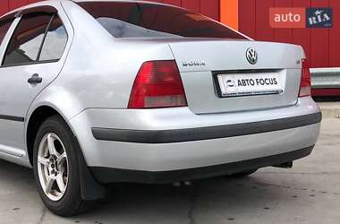 Седан Volkswagen Bora 2004 в 
