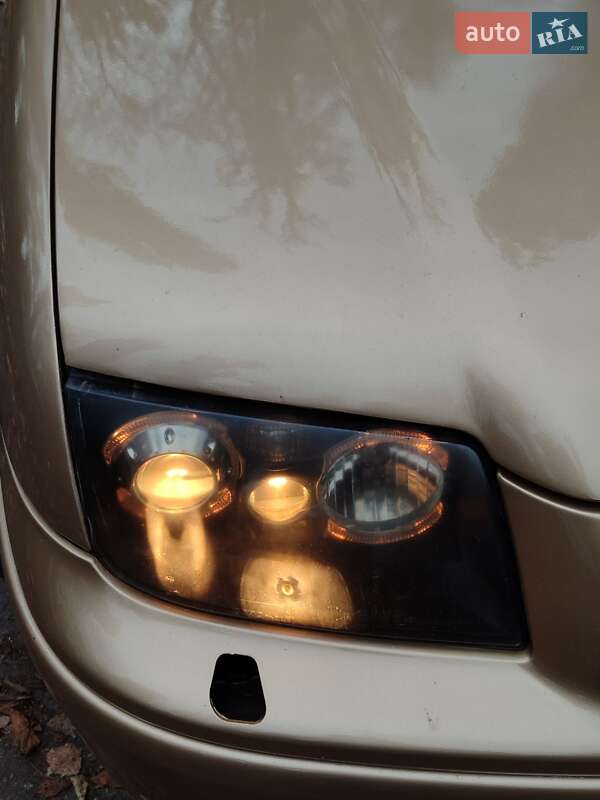 Седан Volkswagen Bora 2002 в Киеве фото 2 Седан Volkswagen Bora 2002 в Киеве