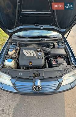 Седан Volkswagen Bora 2000 в 