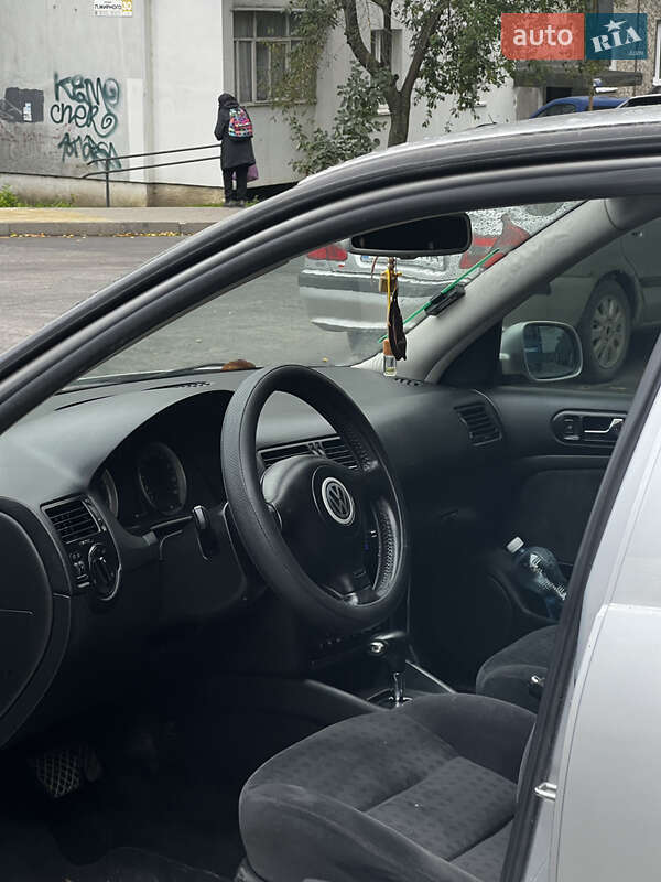 Седан Volkswagen Bora 2002 в Хмельницькому фото 15 Седан Volkswagen Bora 2002 в Хмельницькому