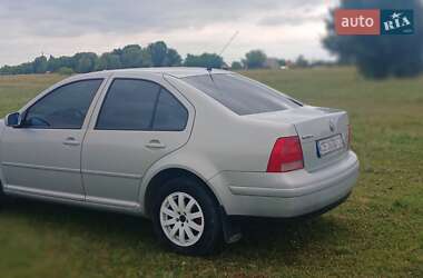 Седан Volkswagen Bora 1999 в  фото 28 Седан Volkswagen Bora 1999 в
