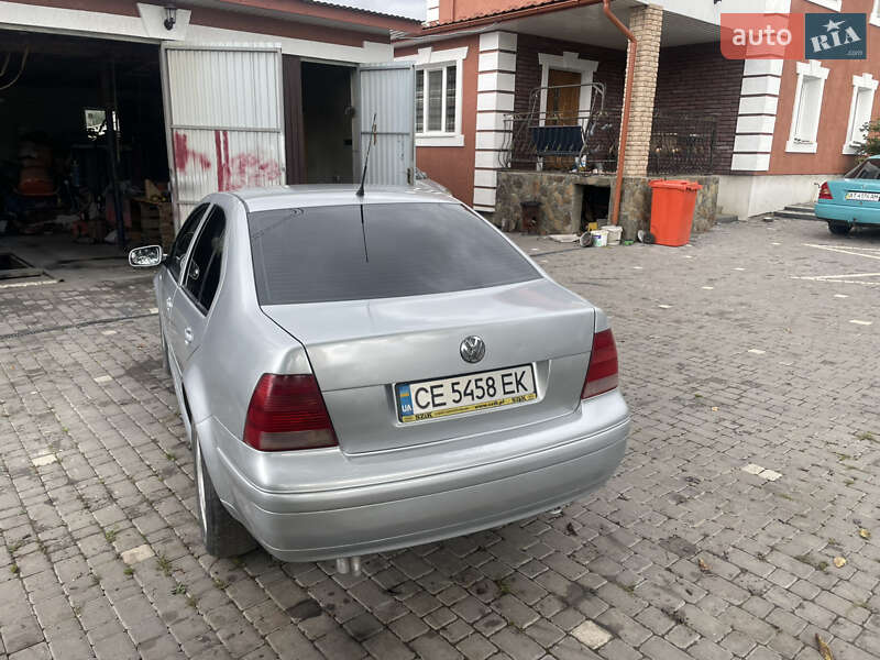 Седан Volkswagen Bora 1999 в Черновцах