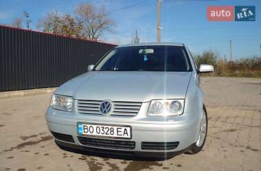 Седан Volkswagen Bora 2000 в Бучачі