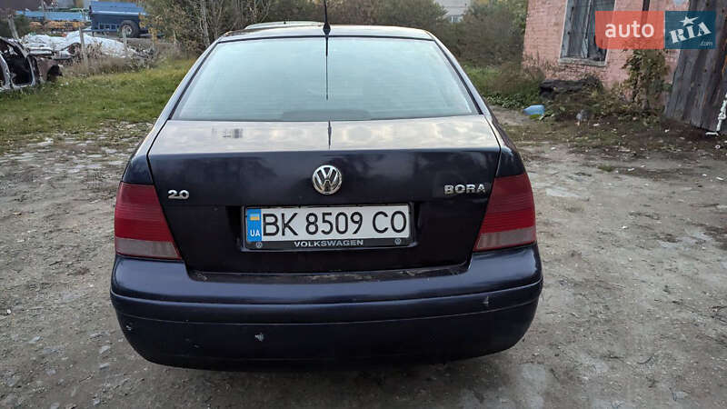 Седан Volkswagen Bora 2001 в Демидовке фото 30 Седан Volkswagen Bora 2001 в Демидовке