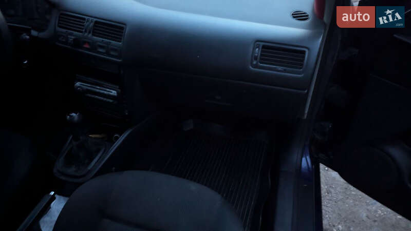 Седан Volkswagen Bora 2001 в Млинове фото 7 Седан Volkswagen Bora 2001 в Млинове