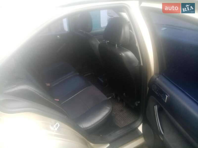 Седан Volkswagen Bora 2001 в Киеве фото 7 Седан Volkswagen Bora 2001 в Киеве