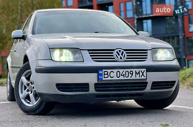 Седан Volkswagen Bora 2000 в Львове