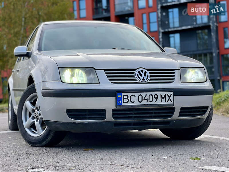 Volkswagen Bora 2000
