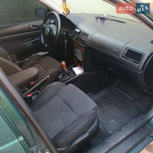 Седан Volkswagen Bora 1998 в Хмельницком