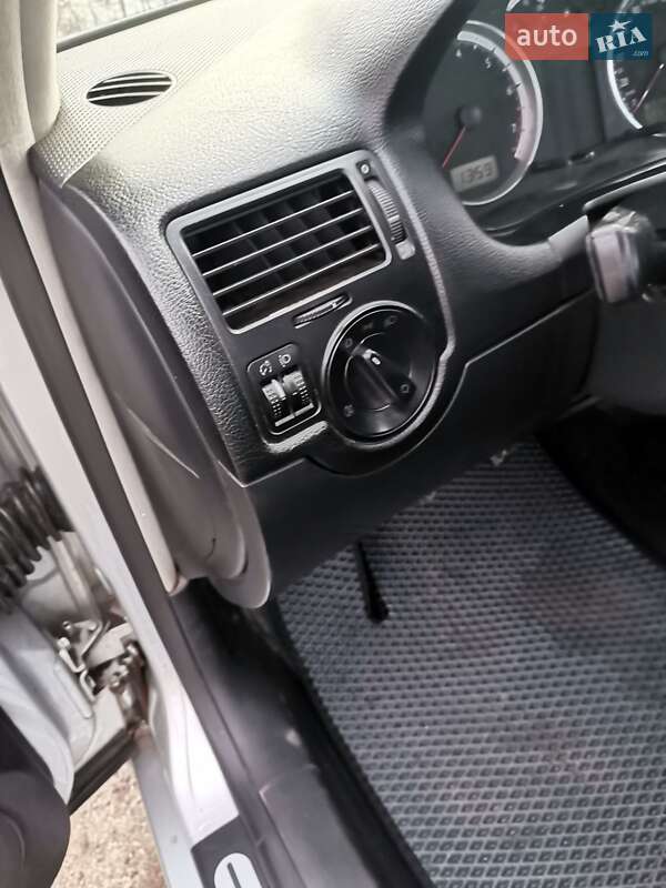 Седан Volkswagen Bora 2004 в Сумах фото 34 Седан Volkswagen Bora 2004 в Сумах