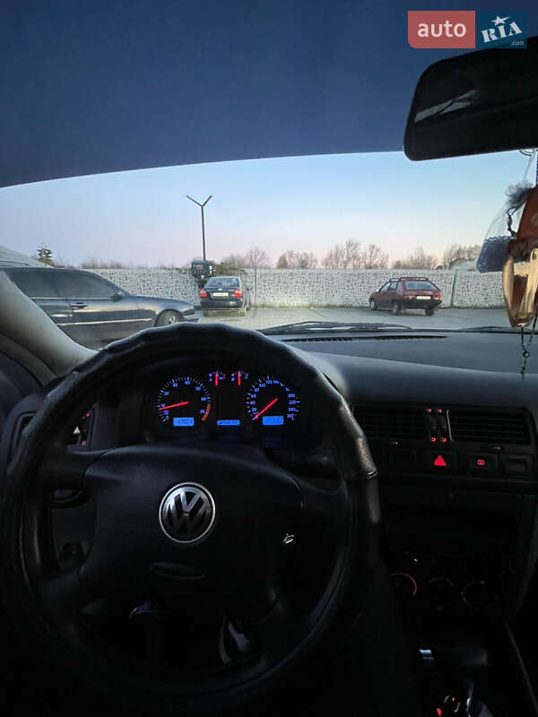 Седан Volkswagen Bora 1999 в Ужгороде