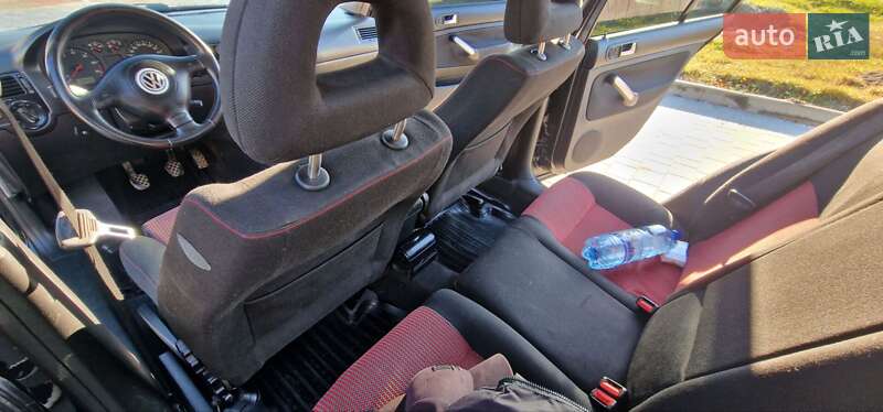 Седан Volkswagen Bora 2000 в Косове