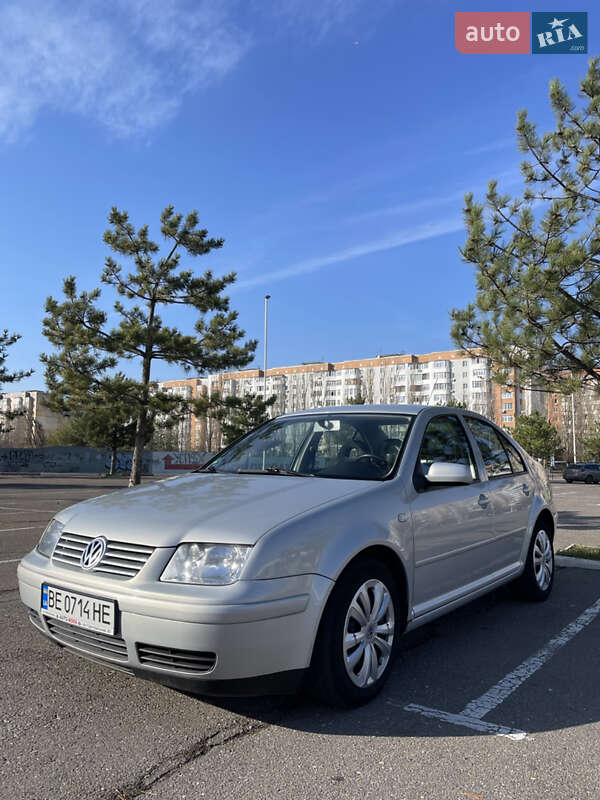 Седан Volkswagen Bora 2000 в Николаеве