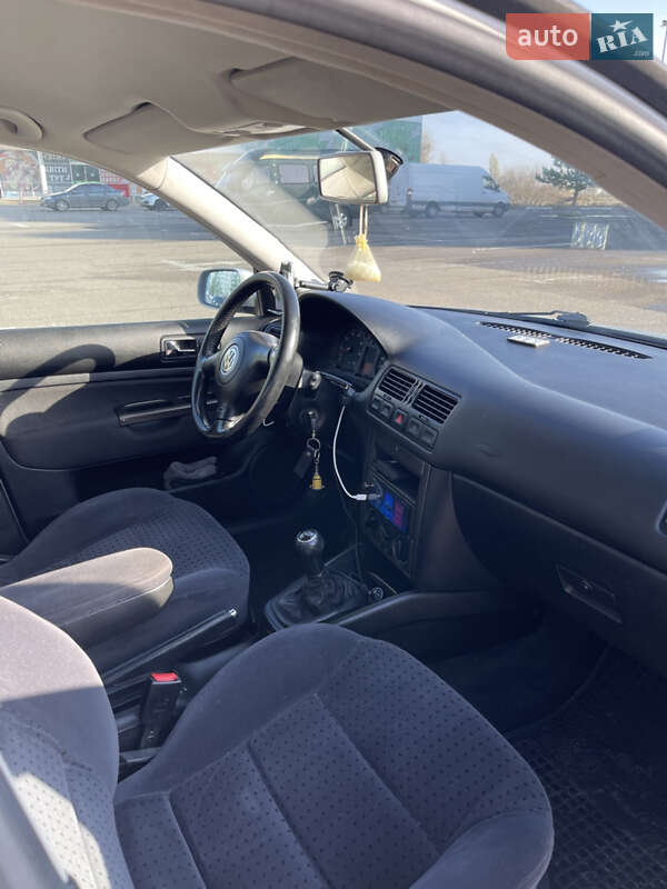 Седан Volkswagen Bora 2000 в Николаеве