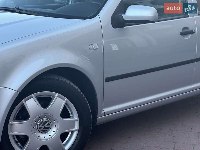 Седан Volkswagen Bora 2000 в Стрые