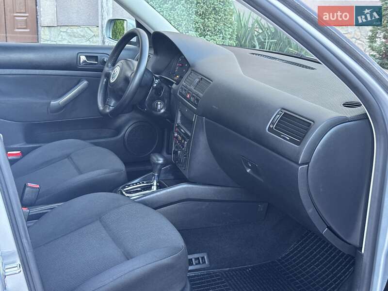 Седан Volkswagen Bora 2000 в Стрые