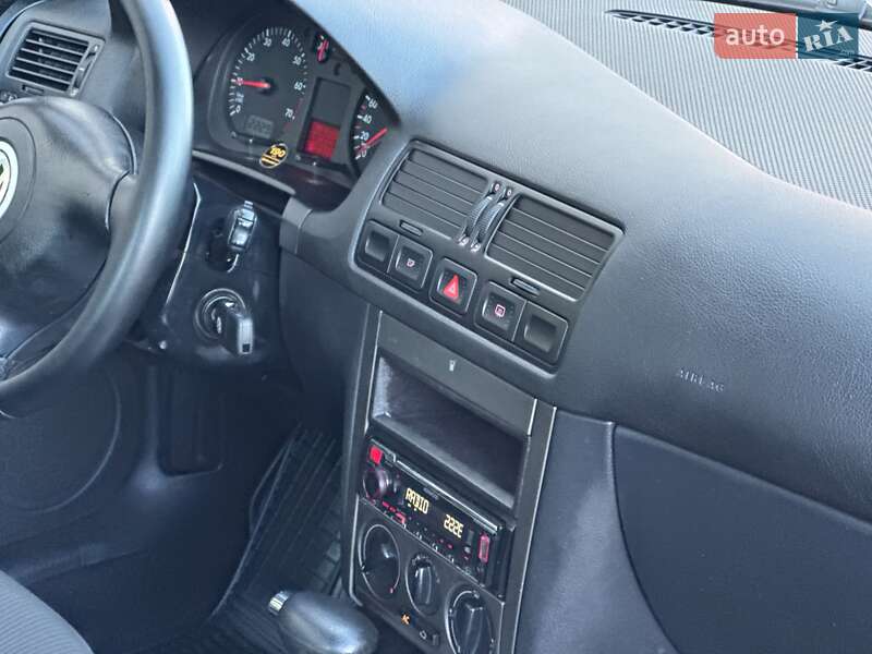 Седан Volkswagen Bora 2000 в Стрые