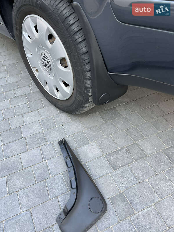 Универсал Volkswagen Bora 2000 в Вижнице