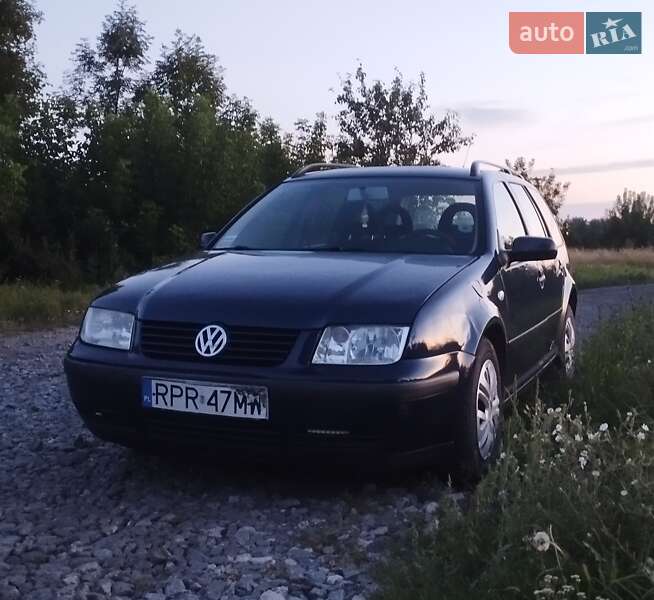 Универсал Volkswagen Bora 2001 в Одессе
