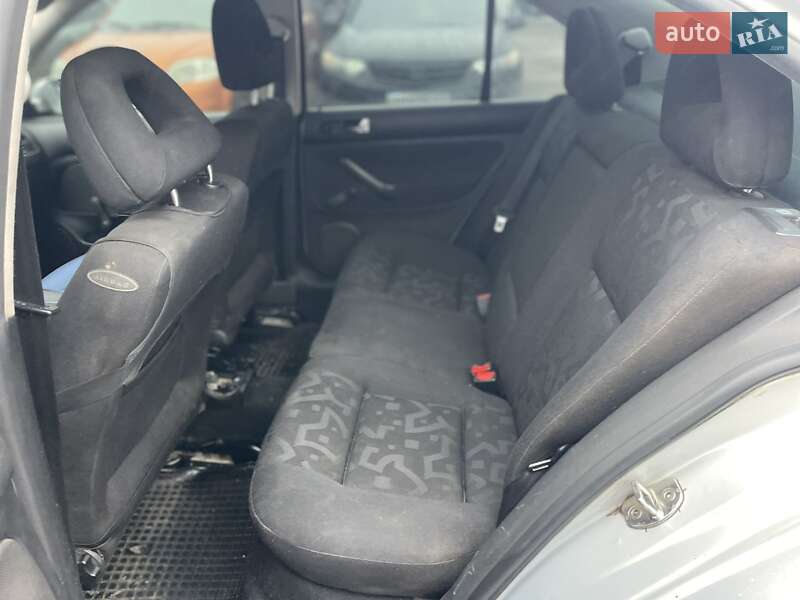 Седан Volkswagen Bora 2000 в Полтаве