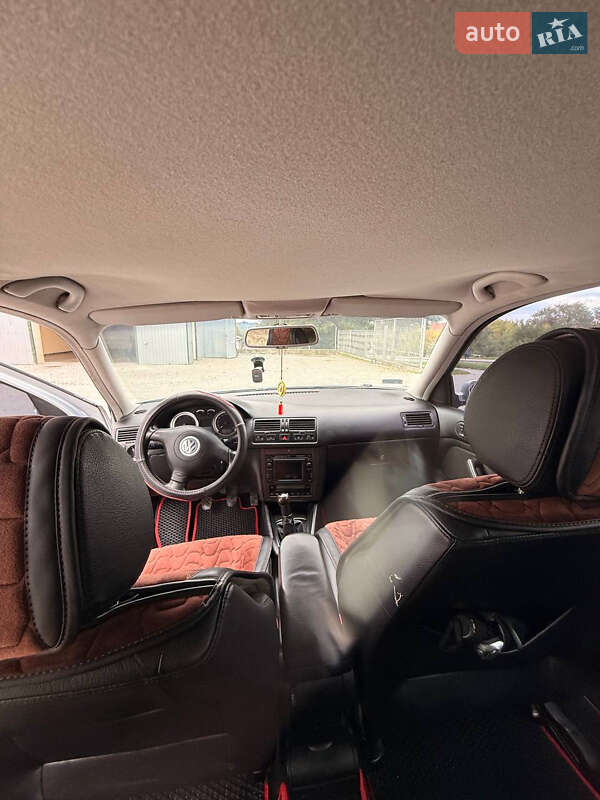 Седан Volkswagen Bora 2004 в Чорткове