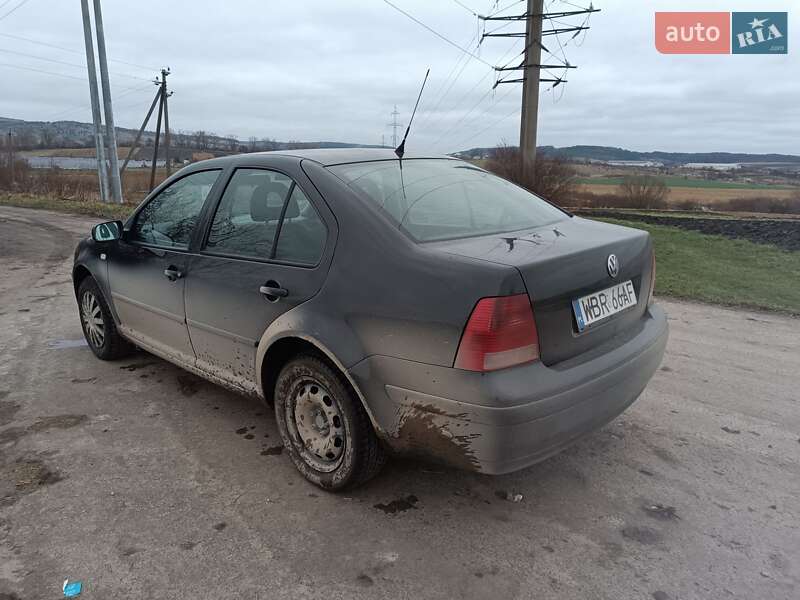 Седан Volkswagen Bora 2000 в Львове