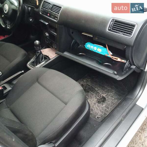 Седан Volkswagen Bora 2001 в Ладыжине фото 21 Седан Volkswagen Bora 2001 в Ладыжине