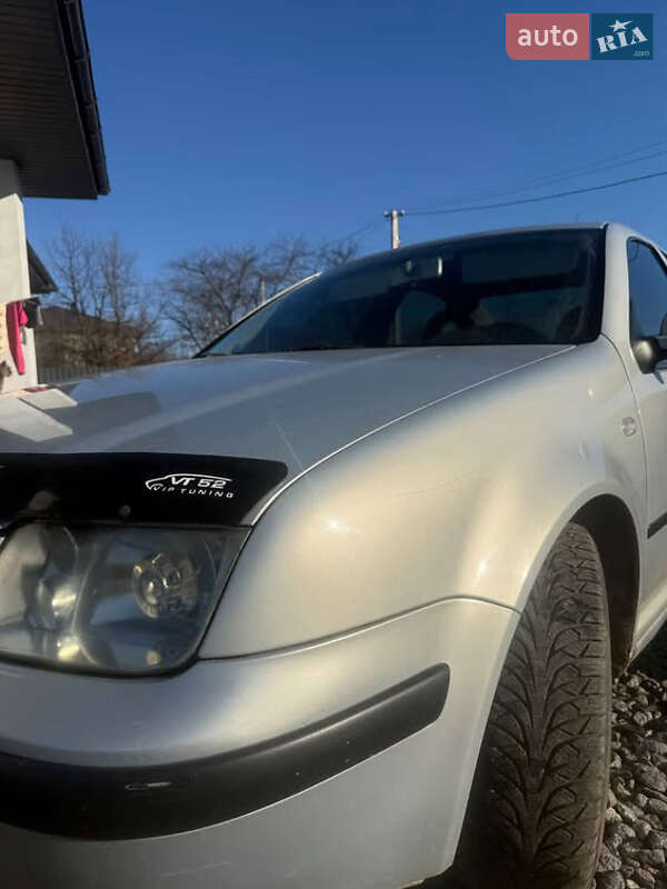 Седан Volkswagen Bora 2000 в Хмельницком