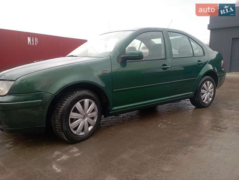 Седан Volkswagen Bora 1999 в Бродах