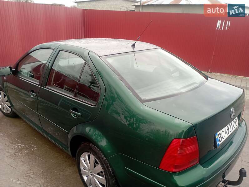 Седан Volkswagen Bora 1999 в Бродах