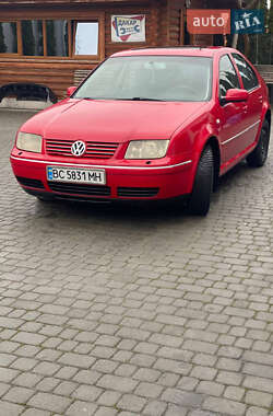 Седан Volkswagen Bora 2002 в Городку