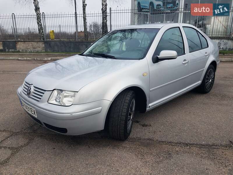 Седан Volkswagen Bora 1998 в Кропивницькому