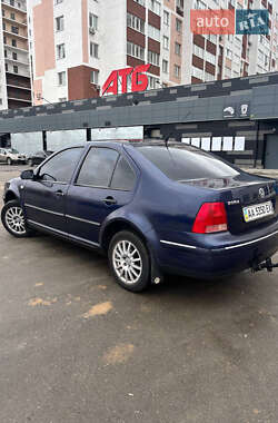 Седан Volkswagen Bora 2002 в Киеве